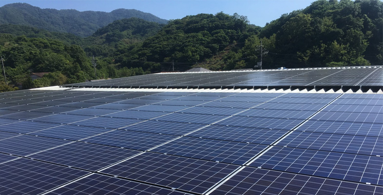 Solar metal roof mounting in Southeast Asia